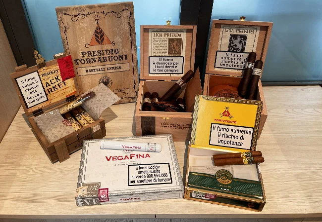 vari sigari di brand americani alla tabaccheria Bastelli
